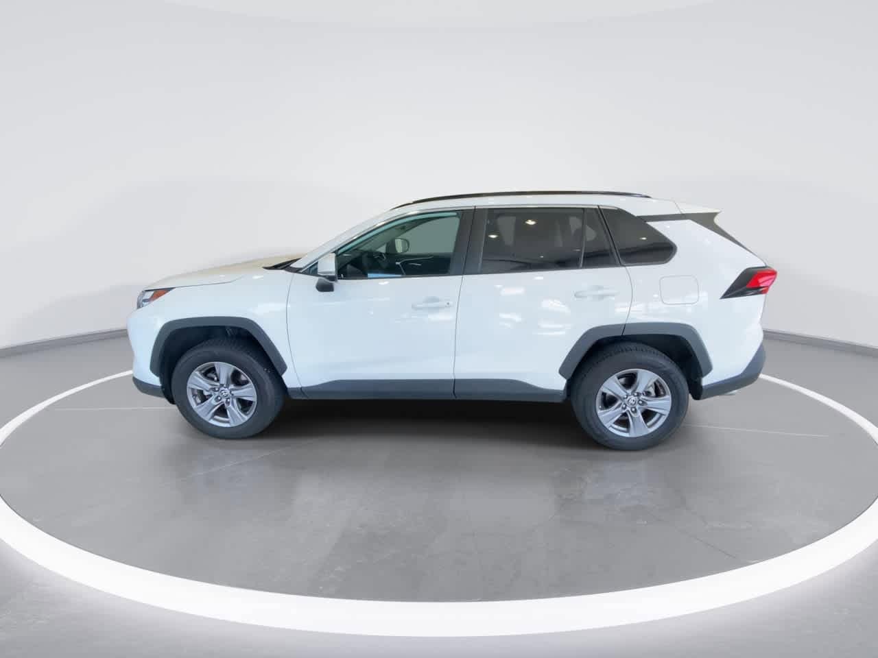 Thumbnail: 2022 Toyota RAV4 - 5