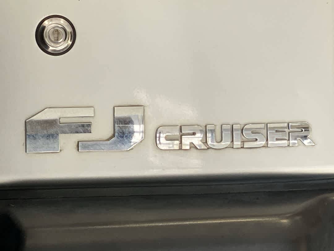 Thumbnail: 2008 Toyota FJ Cruiser - 12