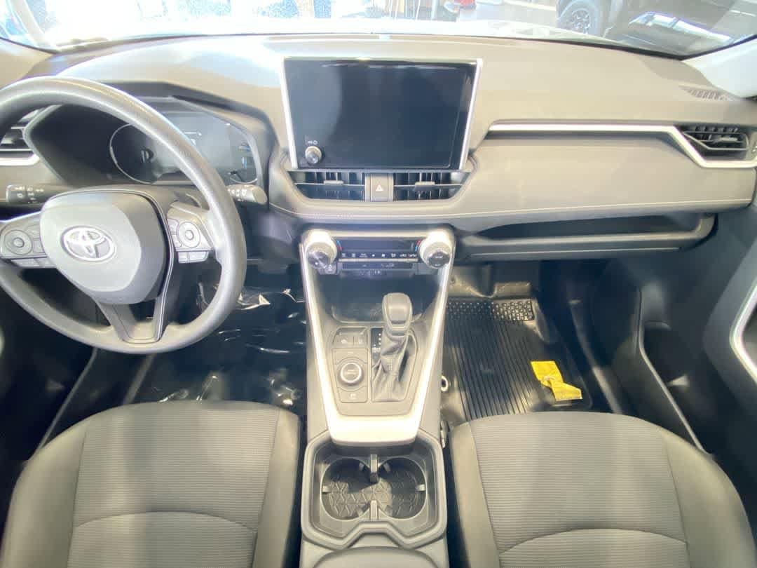 Thumbnail: 2024 Toyota RAV4 - 23