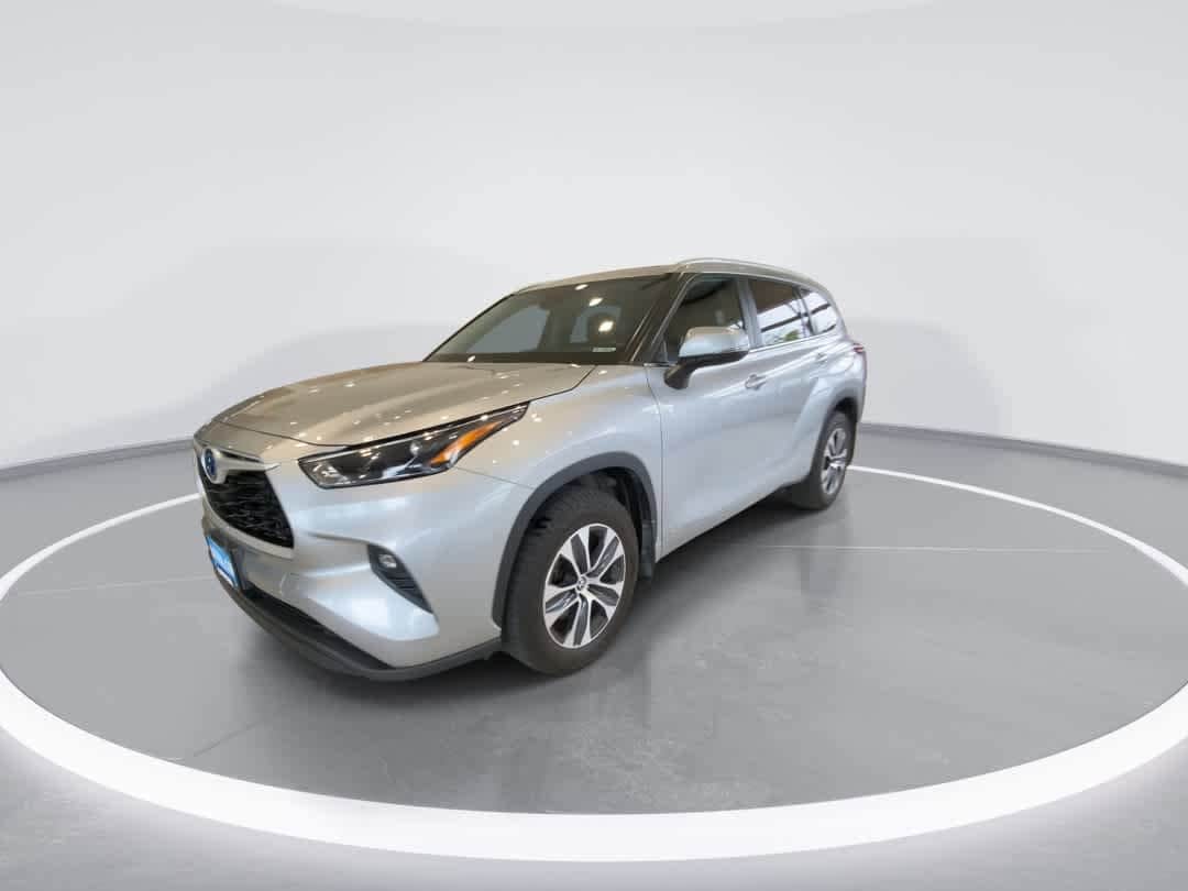 Thumbnail: 2024 Toyota Highlander - 4