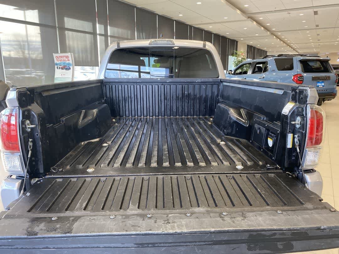 Thumbnail: 2020 Toyota Tacoma - 22