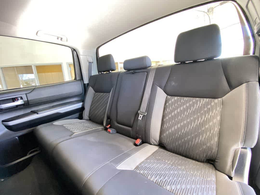 Thumbnail: 2019 Toyota Tundra - 25
