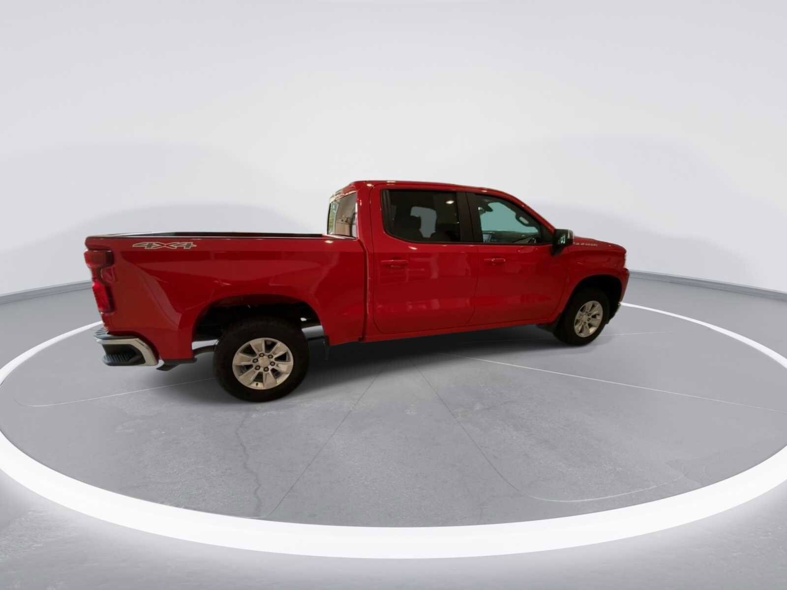 Used 2021 Chevrolet Silverado 1500 LT with VIN 1GCUYDED8MZ375018 for sale in Missoula, MT