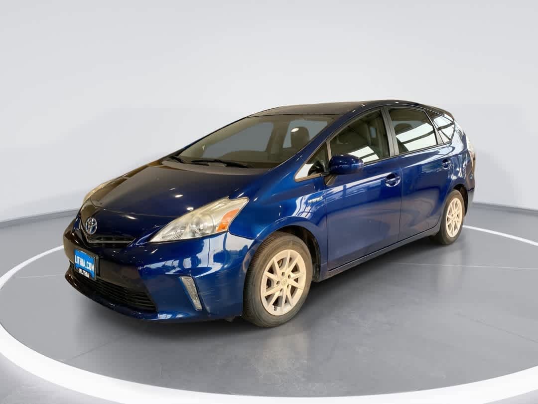 Thumbnail: 2012 Toyota Prius v - 1