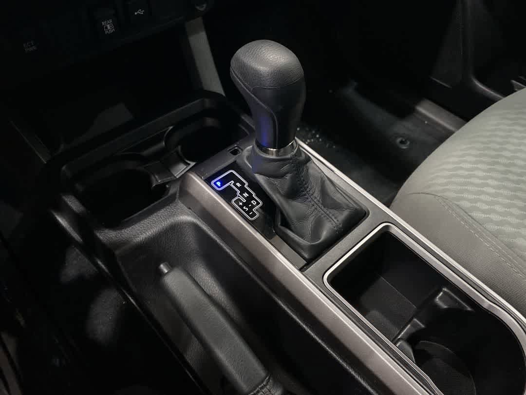 Thumbnail: 2022 Toyota Tacoma - 19