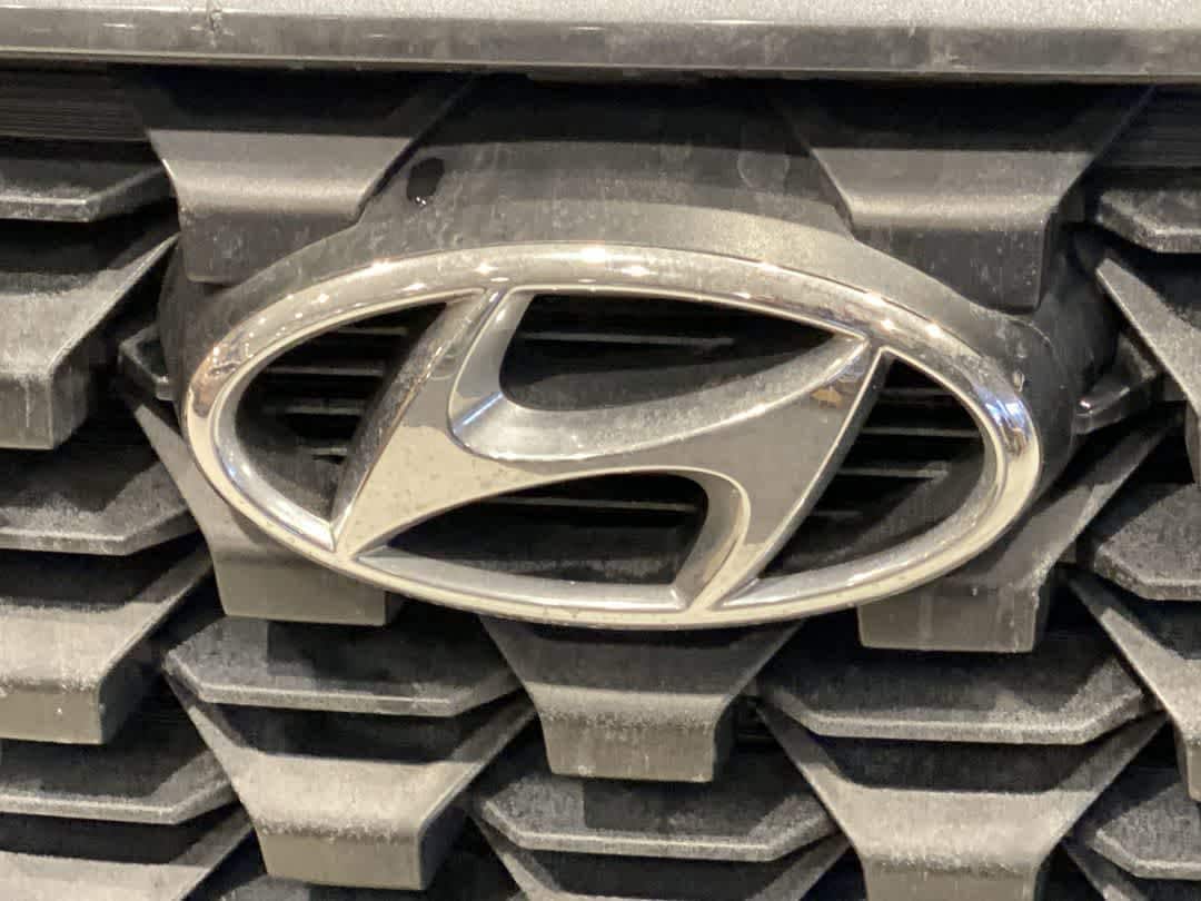 Thumbnail: 2023 Hyundai Santa Fe - 10