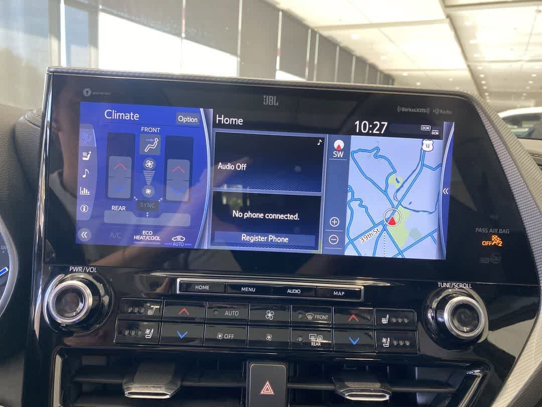 Thumbnail: 2021 Toyota Highlander - 19