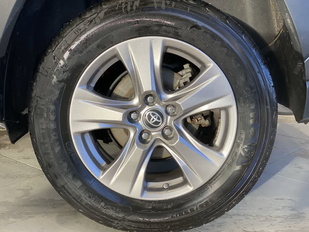 Thumbnail: 2024 Toyota RAV4 - 13