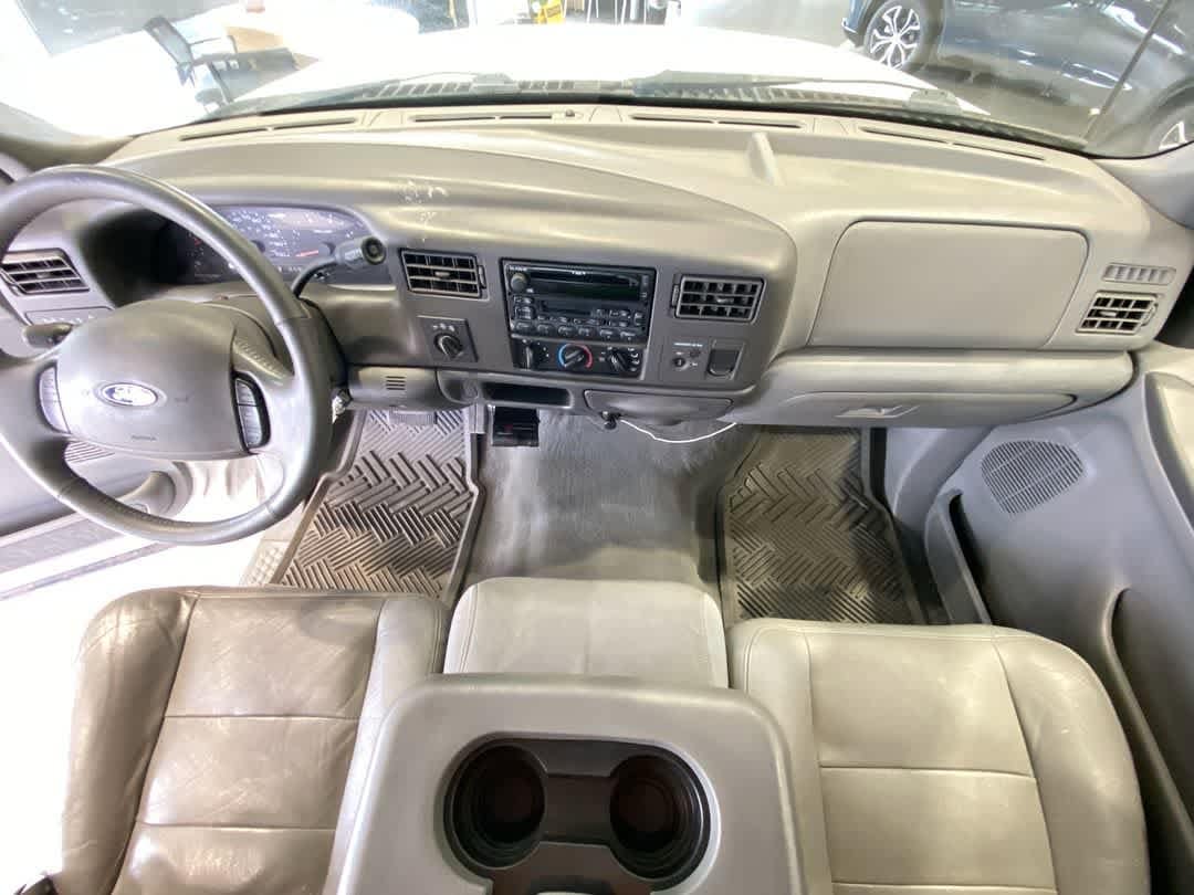 Thumbnail: 2003 Ford F-250 - 21