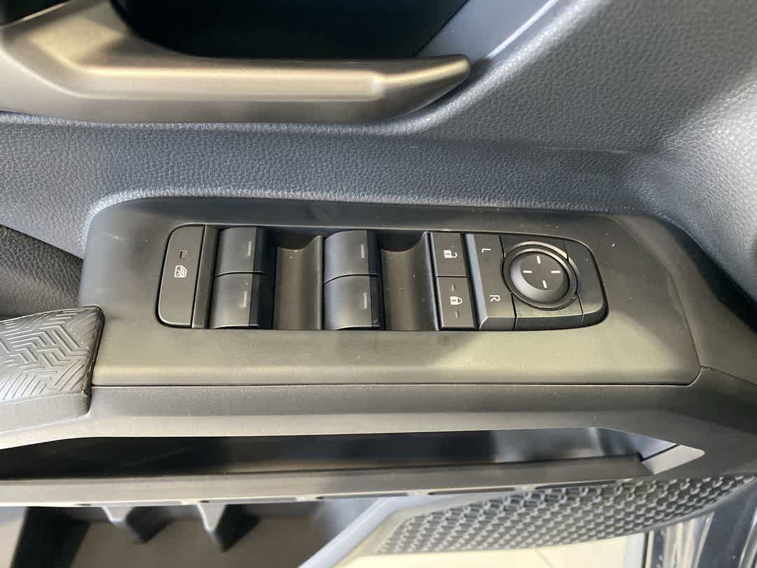 Thumbnail: 2025 Toyota Tacoma - 15