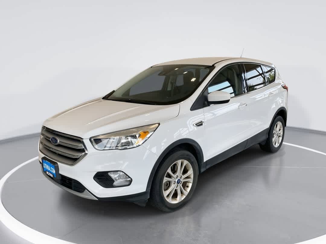 Thumbnail: 2019 Ford Escape - 1