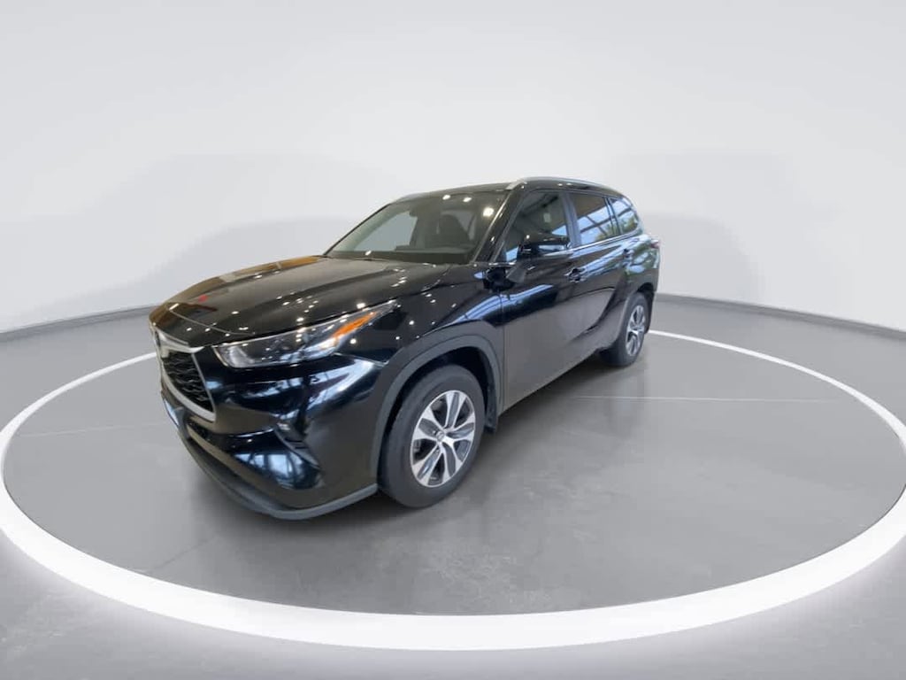 Certified 2024 Toyota Highlander XLE SUV