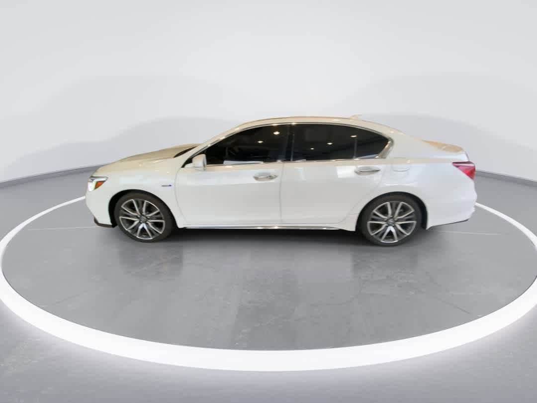 Thumbnail: 2019 Acura RLX - 5
