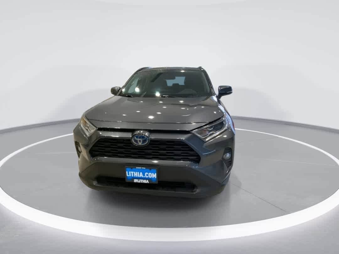 Thumbnail: 2020 Toyota RAV4 - 3