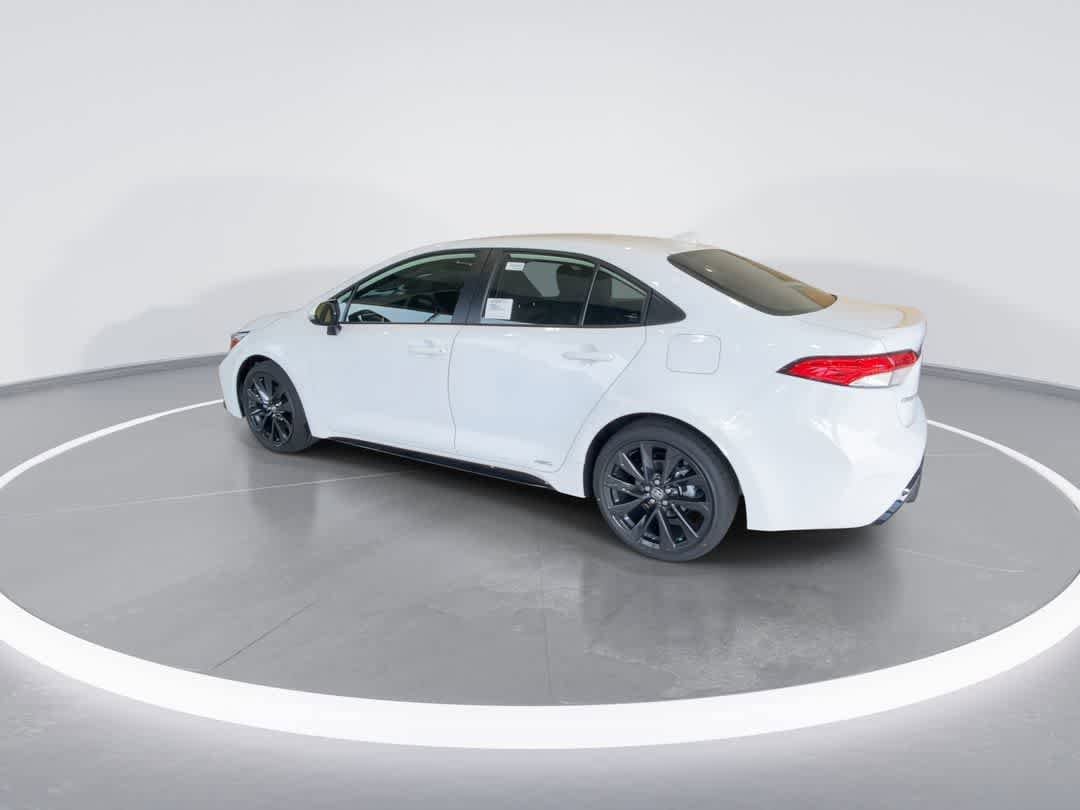 Thumbnail: 2025 Toyota Corolla - 6