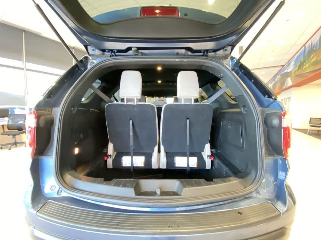 Thumbnail: 2018 Ford Explorer - 25