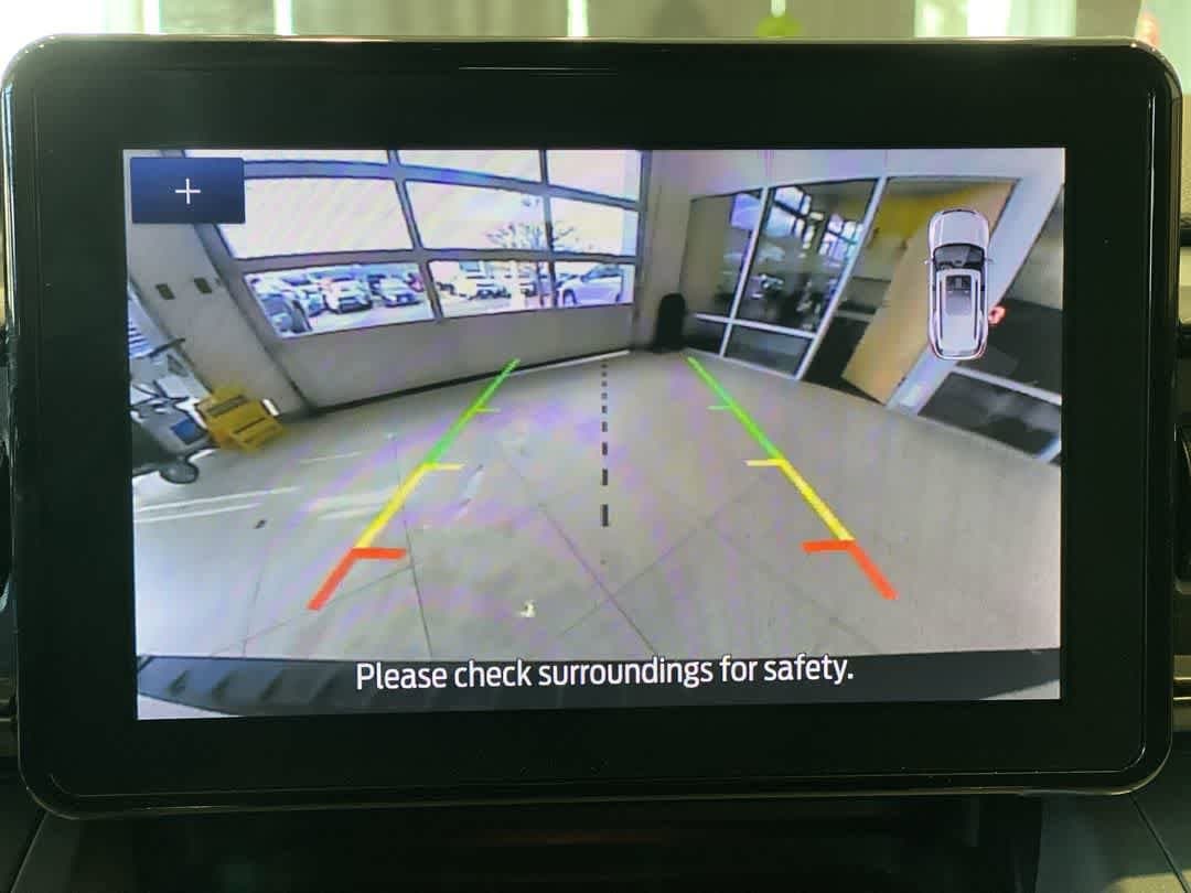 Thumbnail: 2023 Ford Explorer - 20