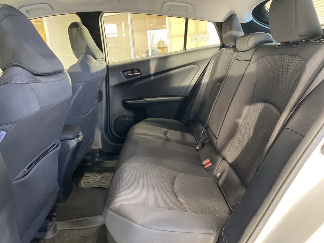 Thumbnail: 2021 Toyota Prius - 21