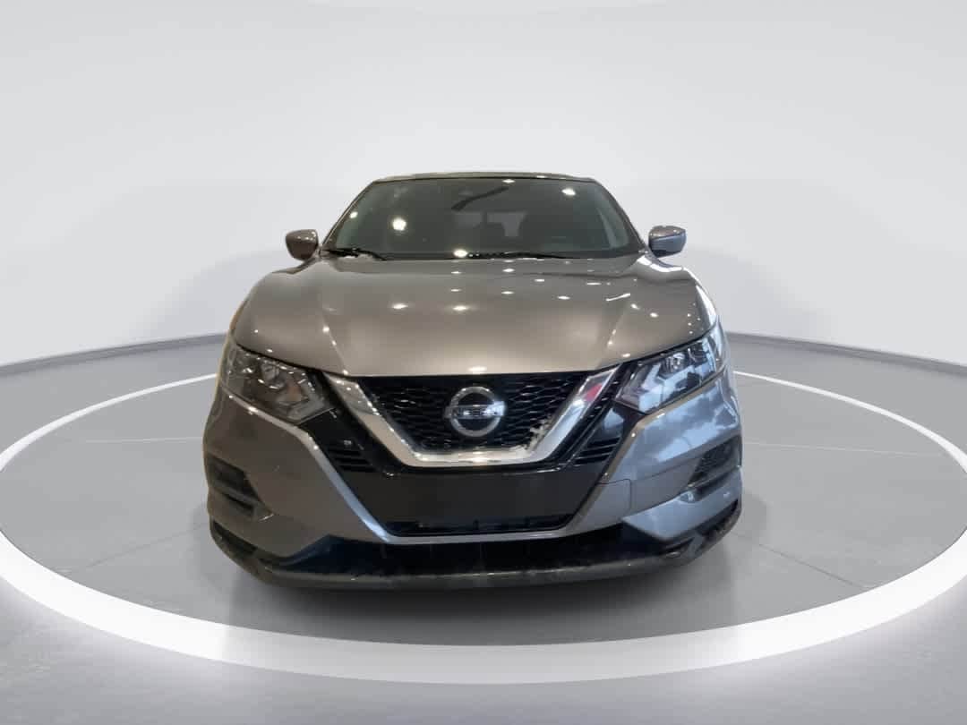 Thumbnail: 2021 Nissan Rogue Sport - 3