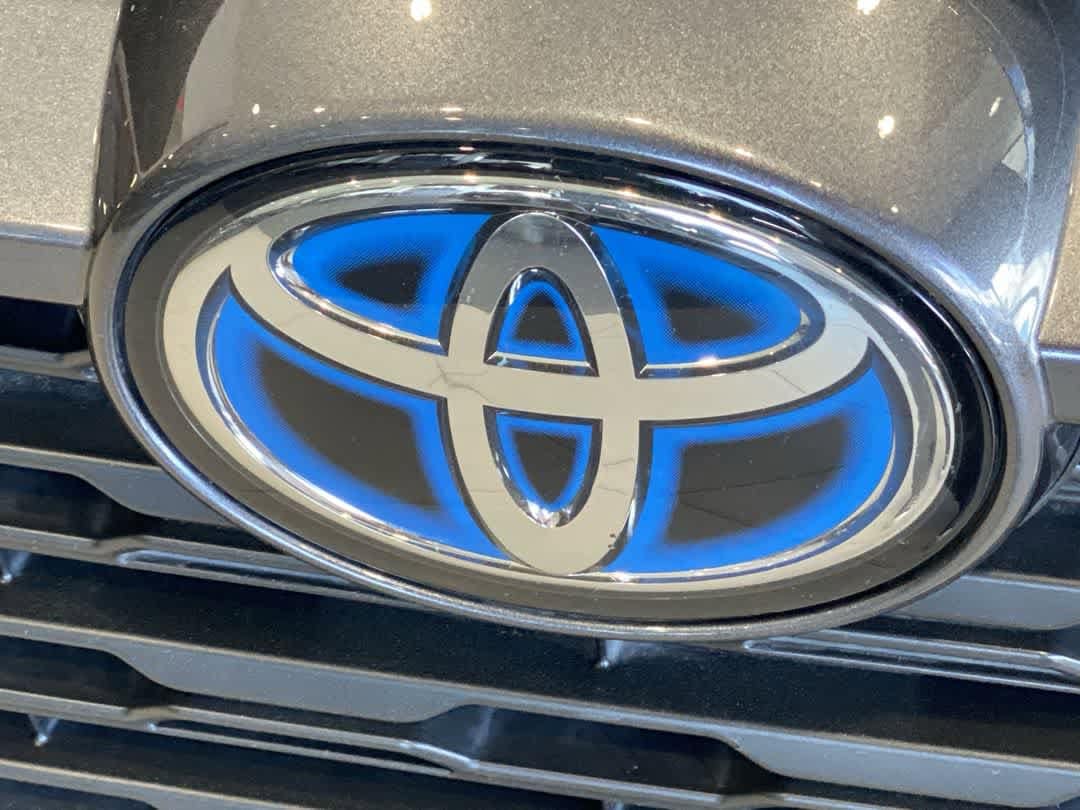 Thumbnail: 2024 Toyota RAV4 - 10