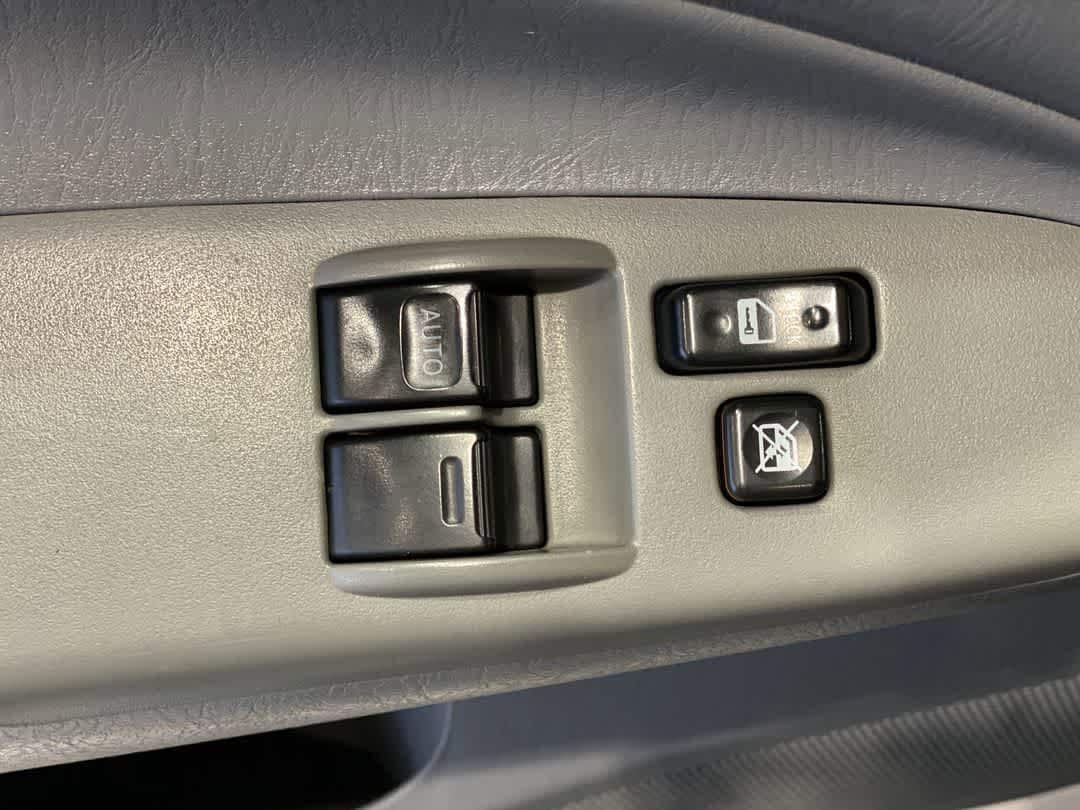 Thumbnail: 2009 Toyota Tacoma - 15