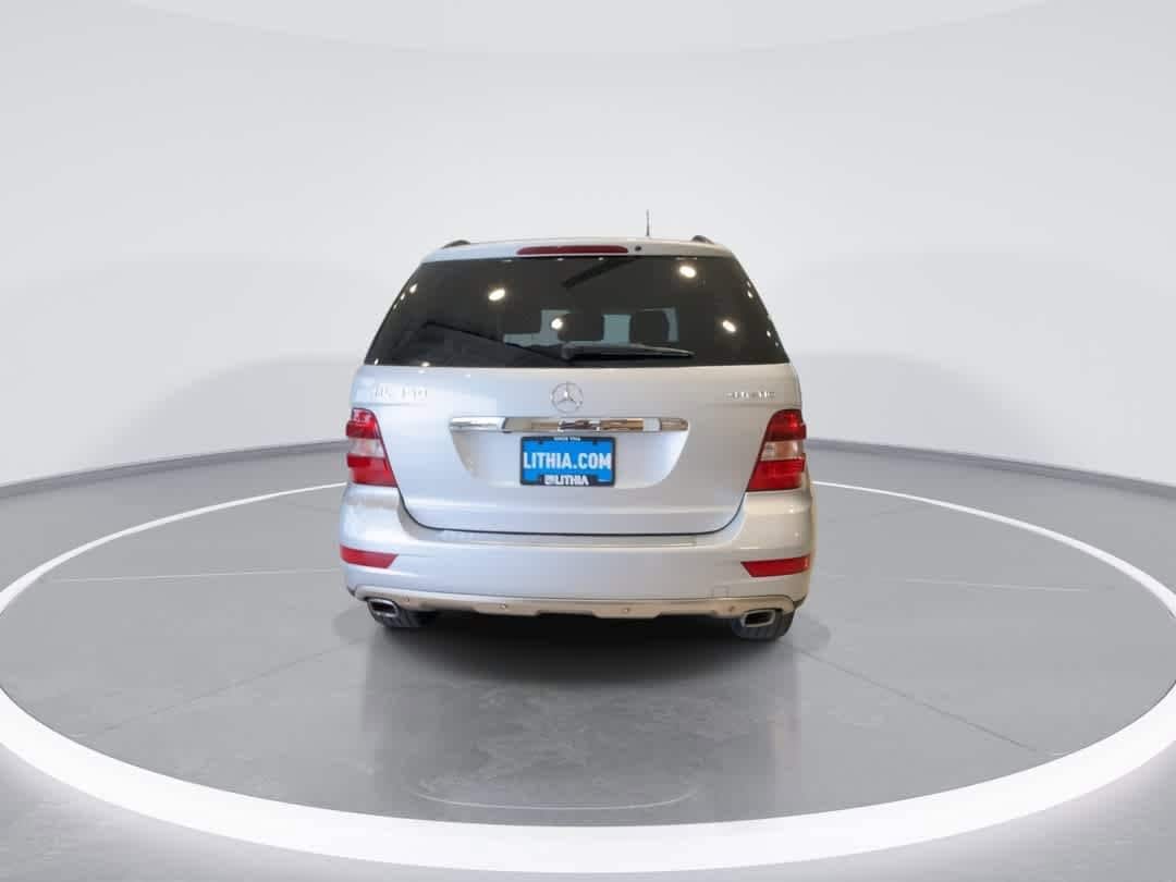 Thumbnail: 2010 Mercedes-Benz M-Class - 7