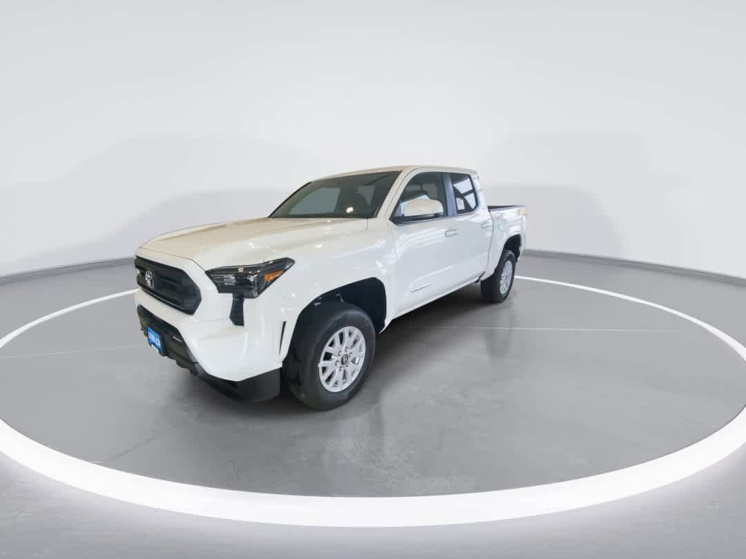 Thumbnail: 2025 Toyota Tacoma - 4