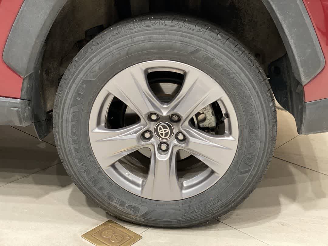 Thumbnail: 2025 Toyota RAV4 - 13