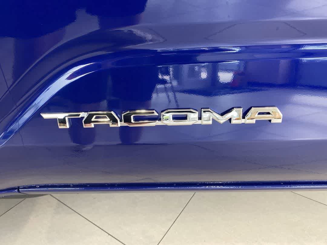 Thumbnail: 2025 Toyota Tacoma - 10