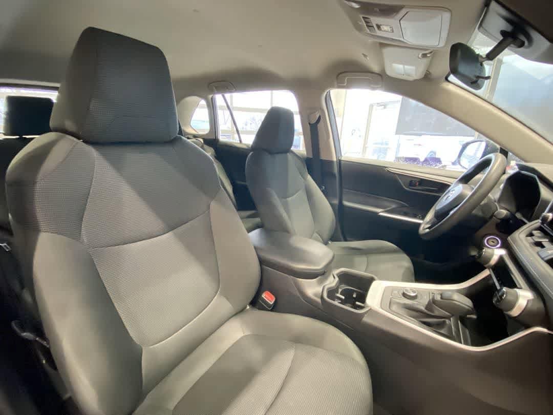 Thumbnail: 2024 Toyota RAV4 - 26