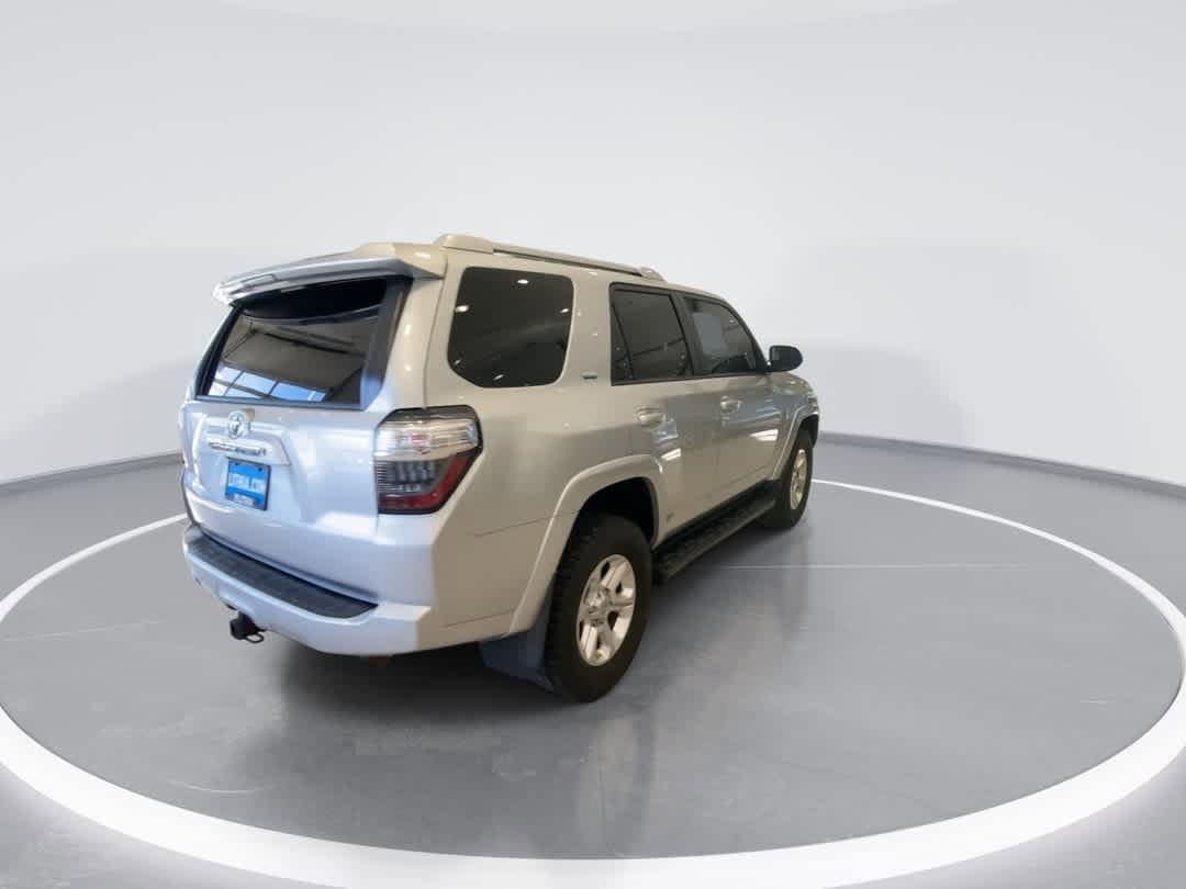 Thumbnail: 2018 Toyota 4Runner - 8