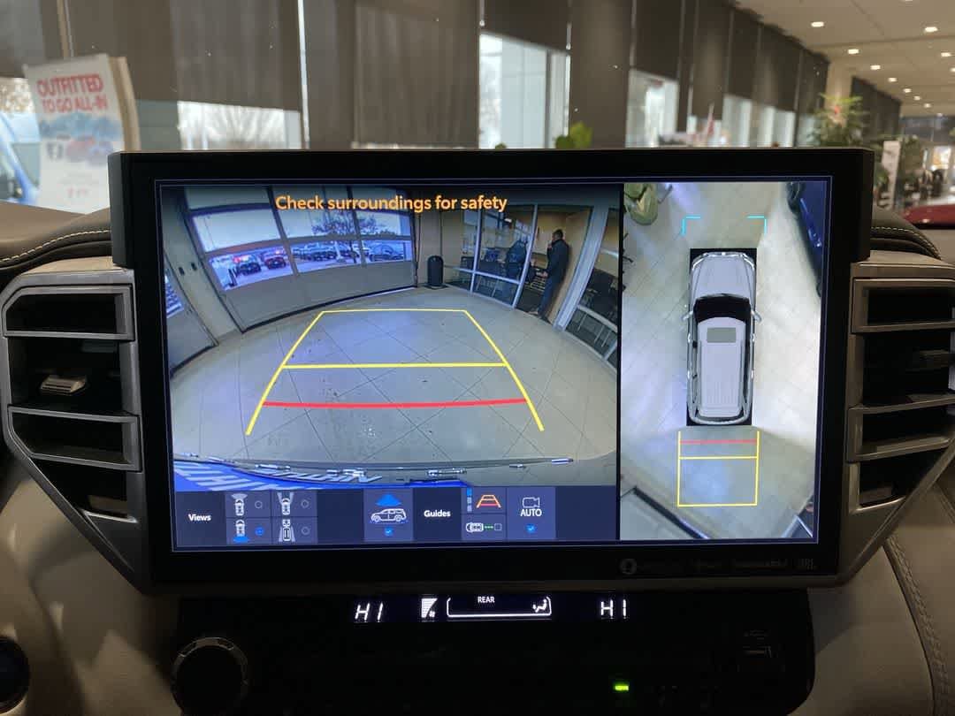 Thumbnail: 2023 Toyota Sequoia - 19