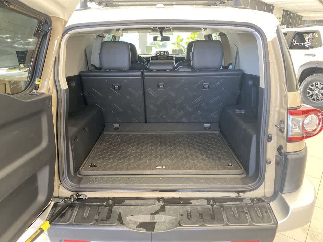 Thumbnail: 2013 Toyota FJ Cruiser - 24