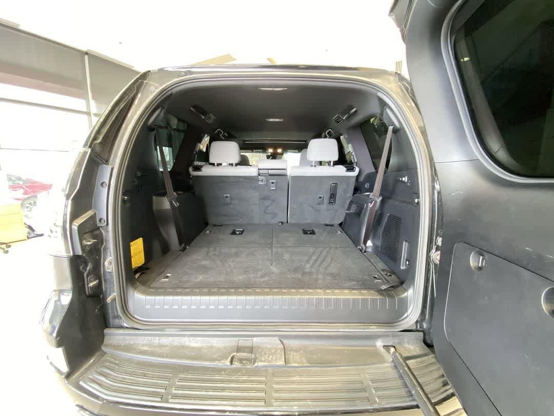 Thumbnail: 2023 Lexus GX - 24