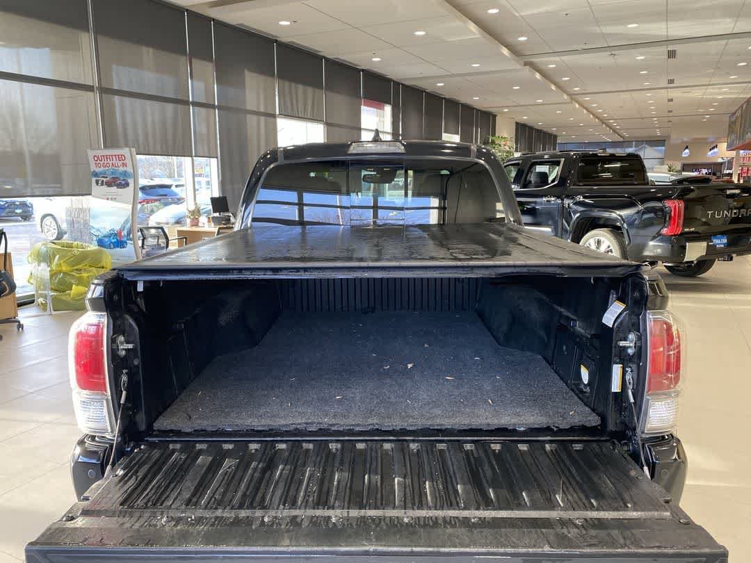 Thumbnail: 2020 Toyota Tacoma - 24