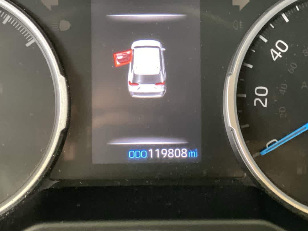 Thumbnail: 2021 Toyota RAV4 - 15