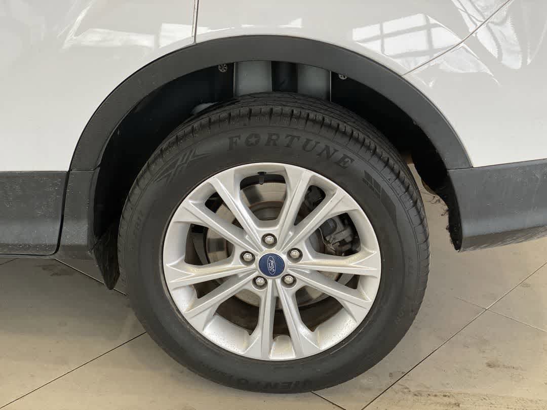 Thumbnail: 2018 Ford Escape - 13