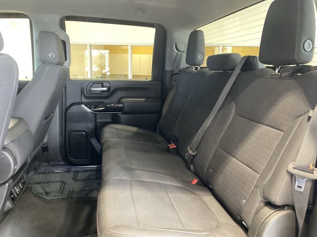 Thumbnail: 2021 GMC Sierra 3500 - 22