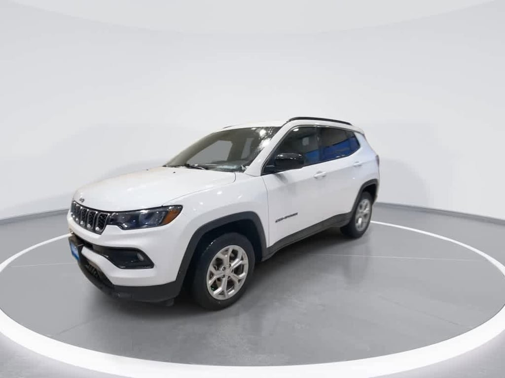 Used 2024 Jeep Compass Latitude SUV