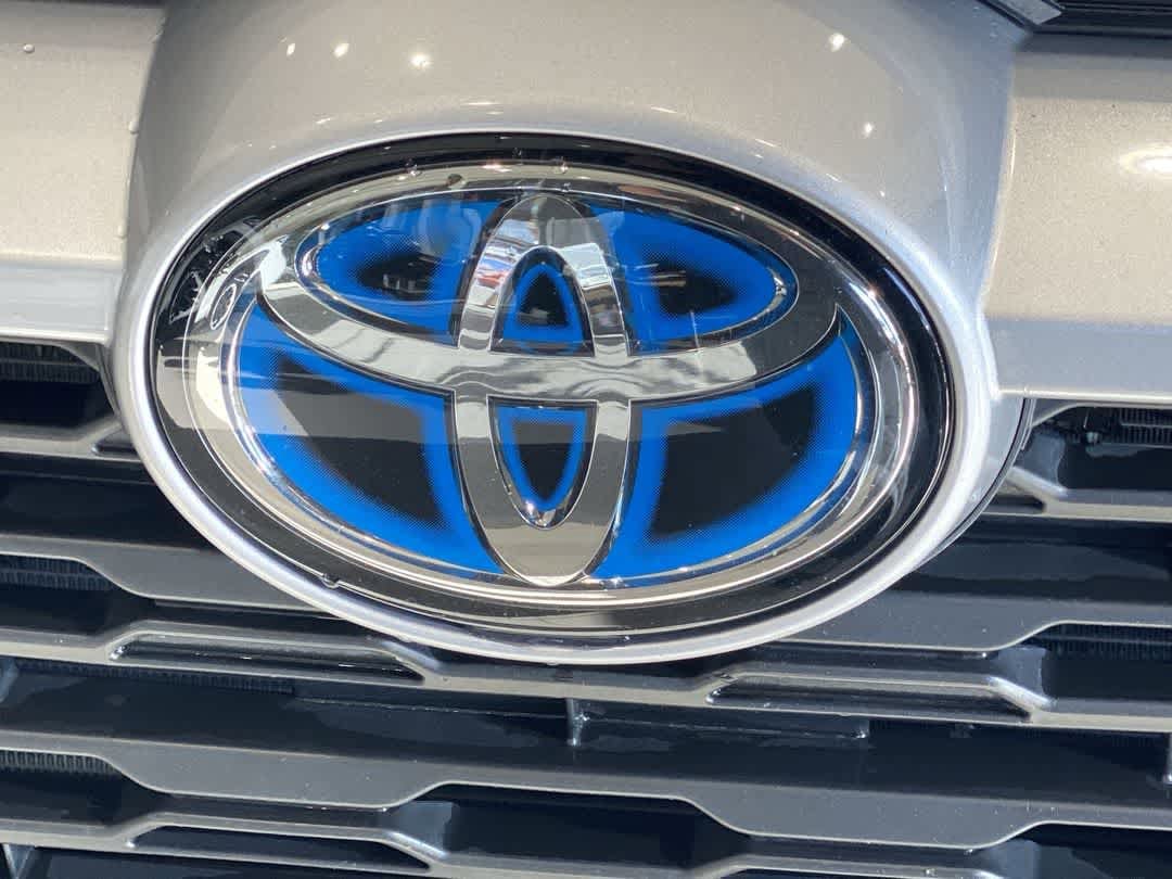 Thumbnail: 2024 Toyota RAV4 - 10