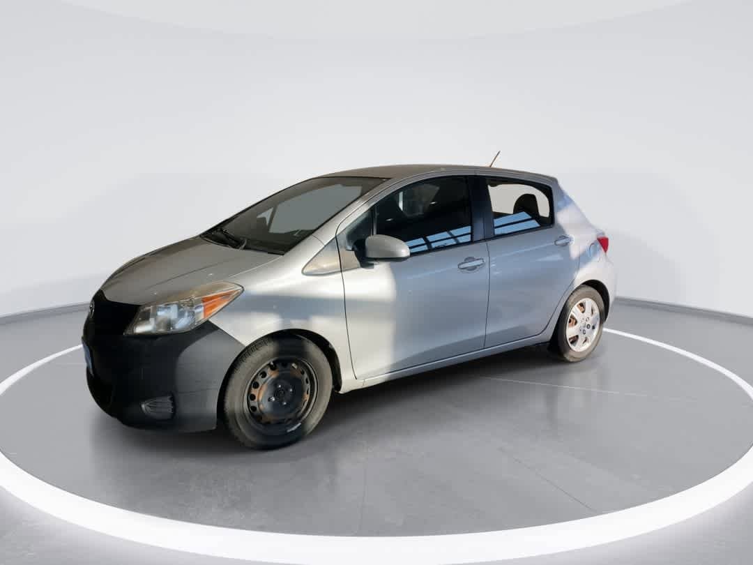 Thumbnail: 2014 Toyota Yaris - 4