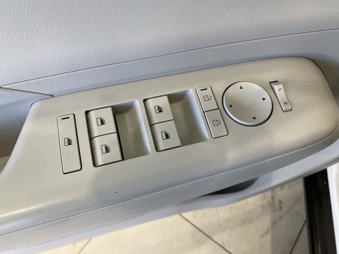 Thumbnail: 2025 Hyundai Kona - 13