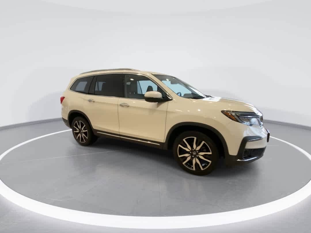 Thumbnail: 2019 Honda Pilot - 2