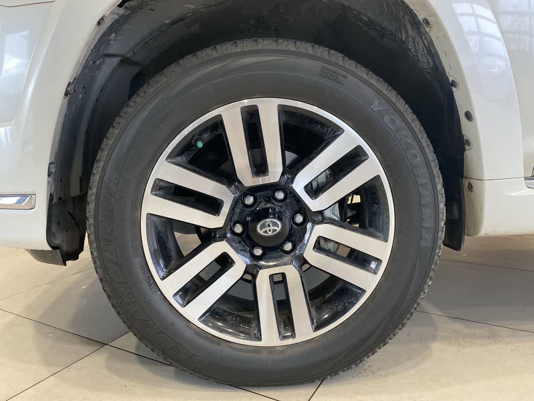 Thumbnail: 2022 Toyota 4Runner - 10