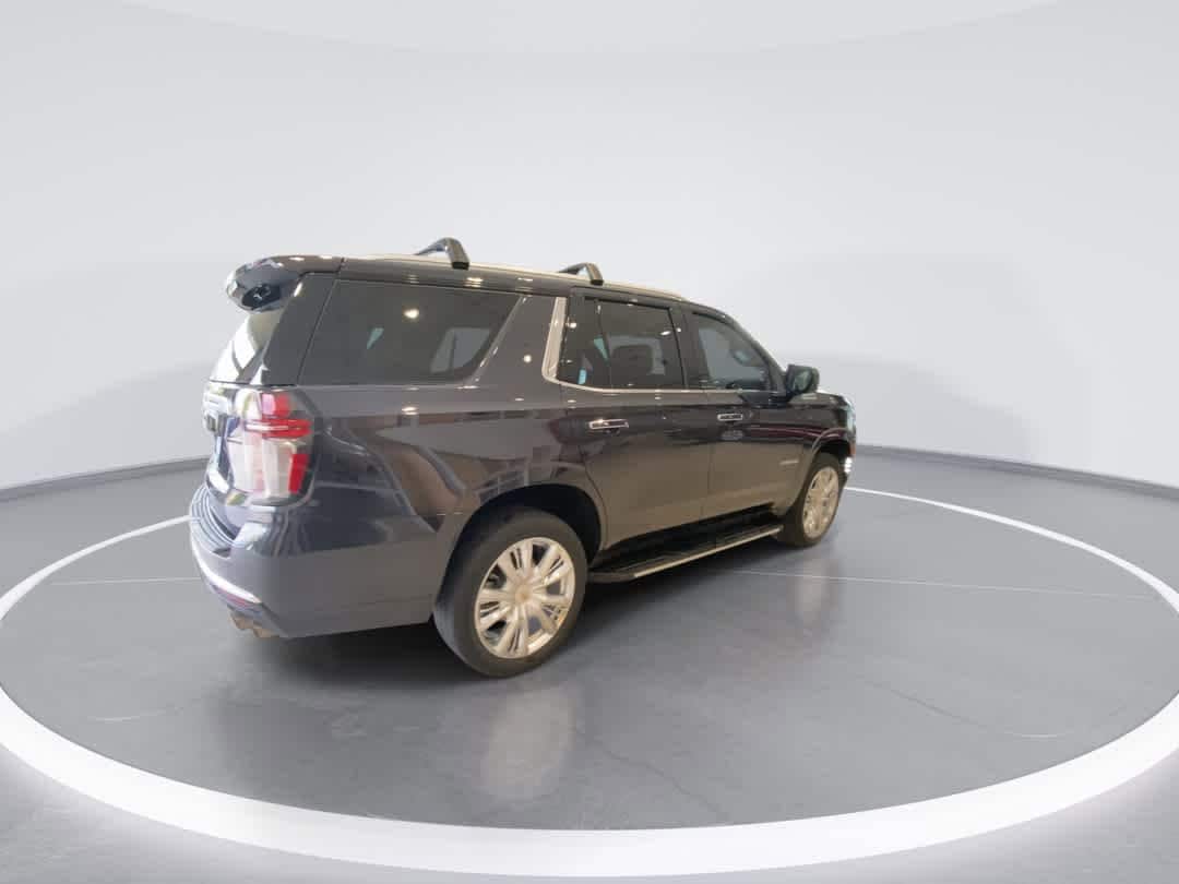 Thumbnail: 2022 Chevrolet Tahoe - 8