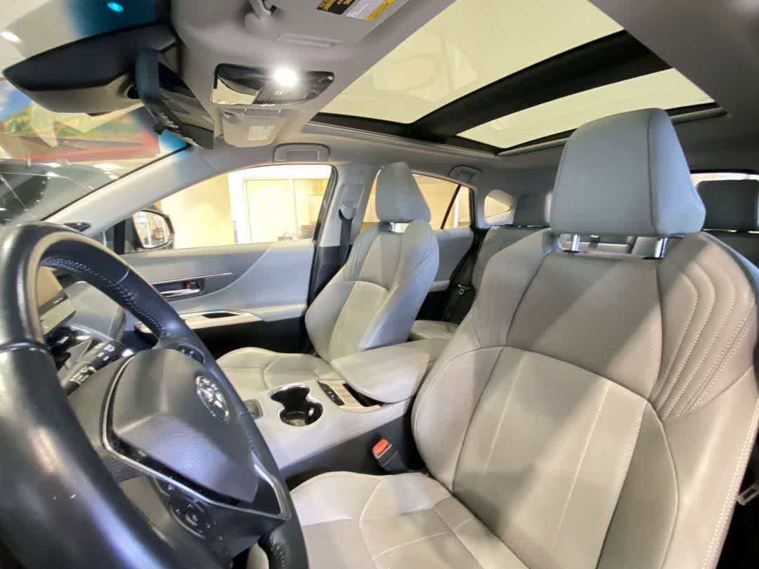 Thumbnail: 2021 Toyota Venza - 14