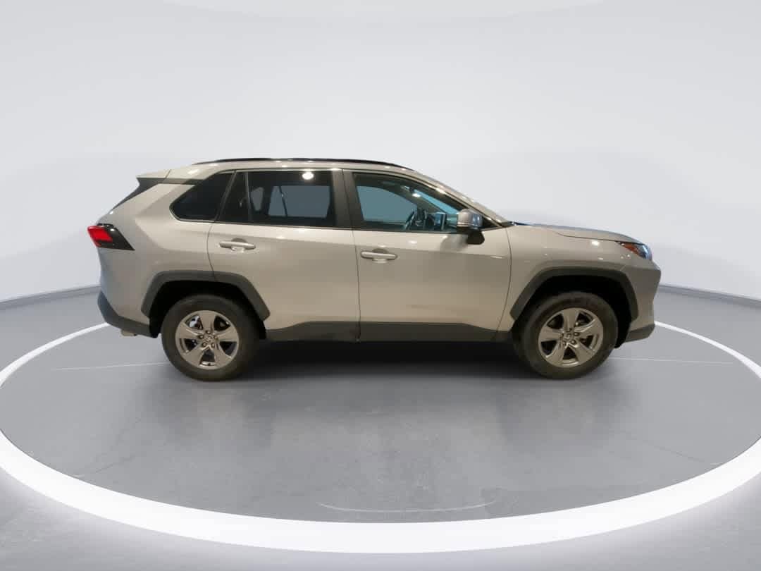 Thumbnail: 2025 Toyota RAV4 - 10