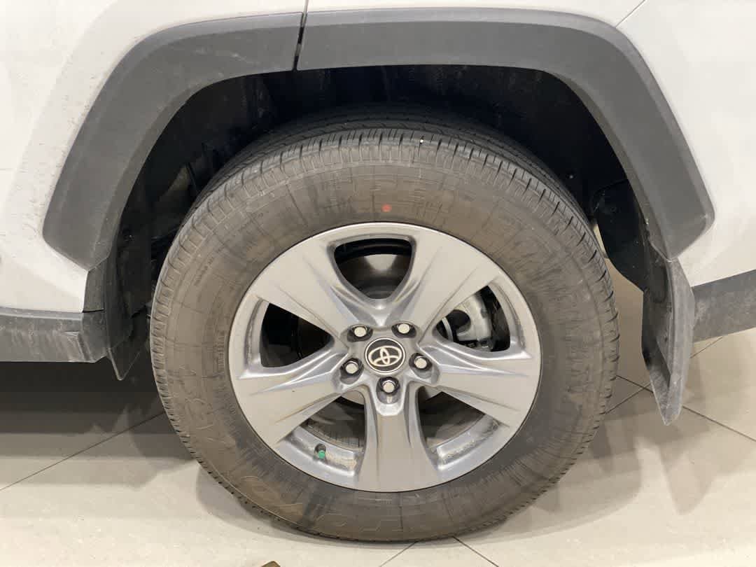 Thumbnail: 2025 Toyota RAV4 - 13