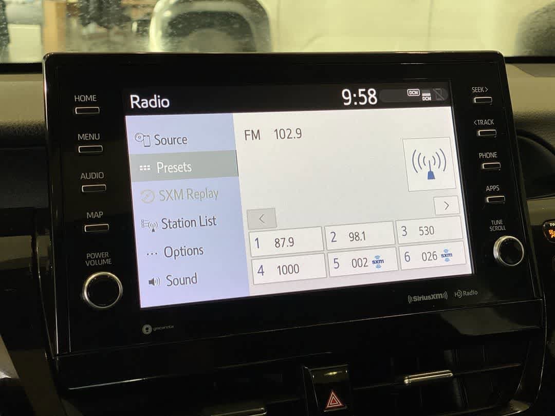 Thumbnail: 2022 Toyota Camry - 18