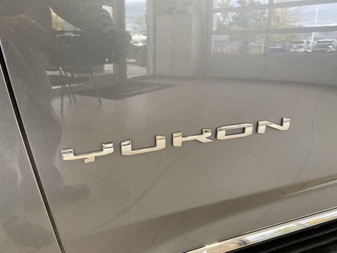 Thumbnail: 2022 GMC Yukon XL - 10